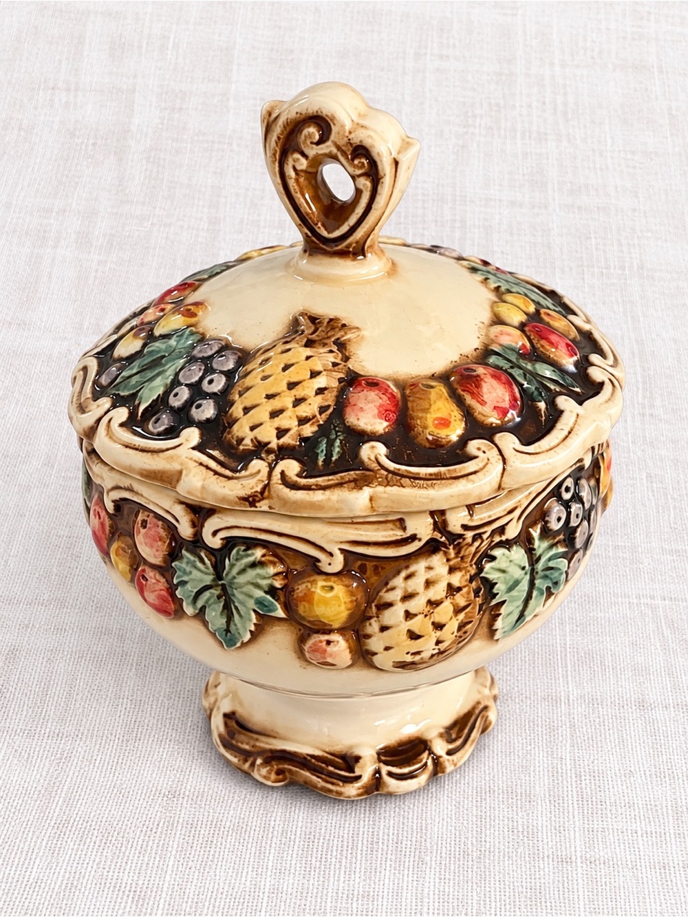 Vintage Ornate Ceramic Lidded Trinket Dish Candy Bowl Raised Fruit Design 5”